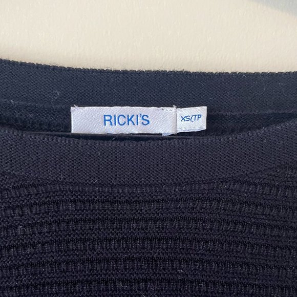 Ricki's Black Tunic Sweater - Picture 3 of 3